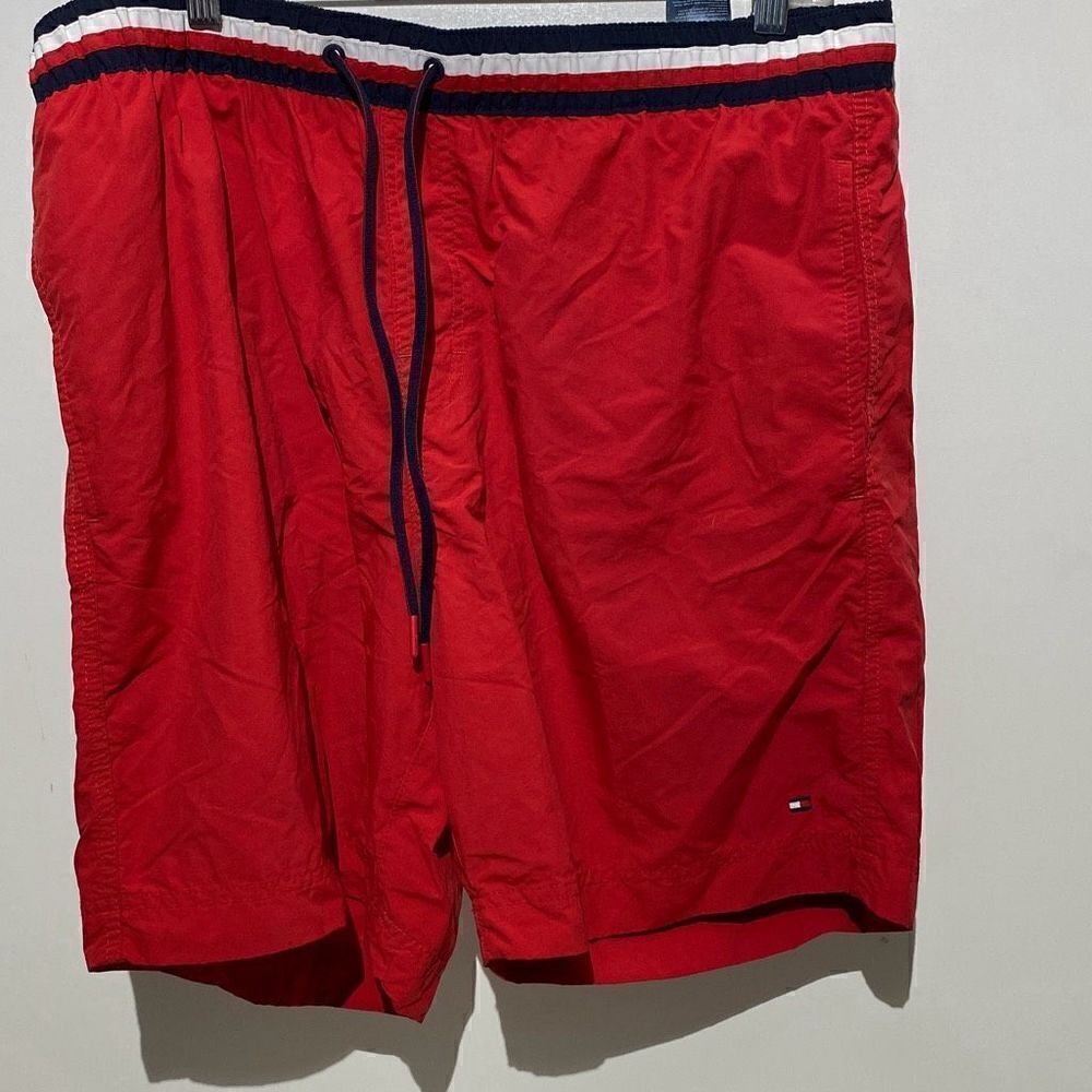 Tommy Hilfiger Men's Red Athletic Drawstring Pockets Activewear‎ Short Size XL